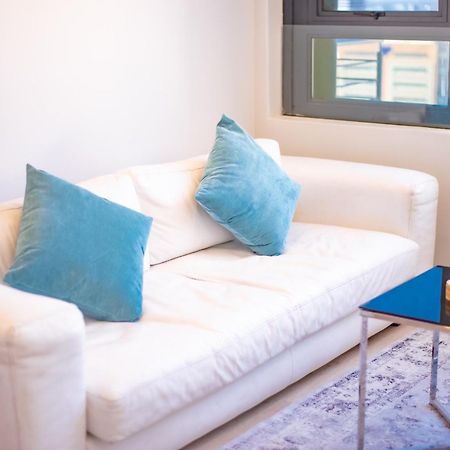 16 On Bree Luxury Studio Apartment With City Mountain Views Città del Capo Esterno foto